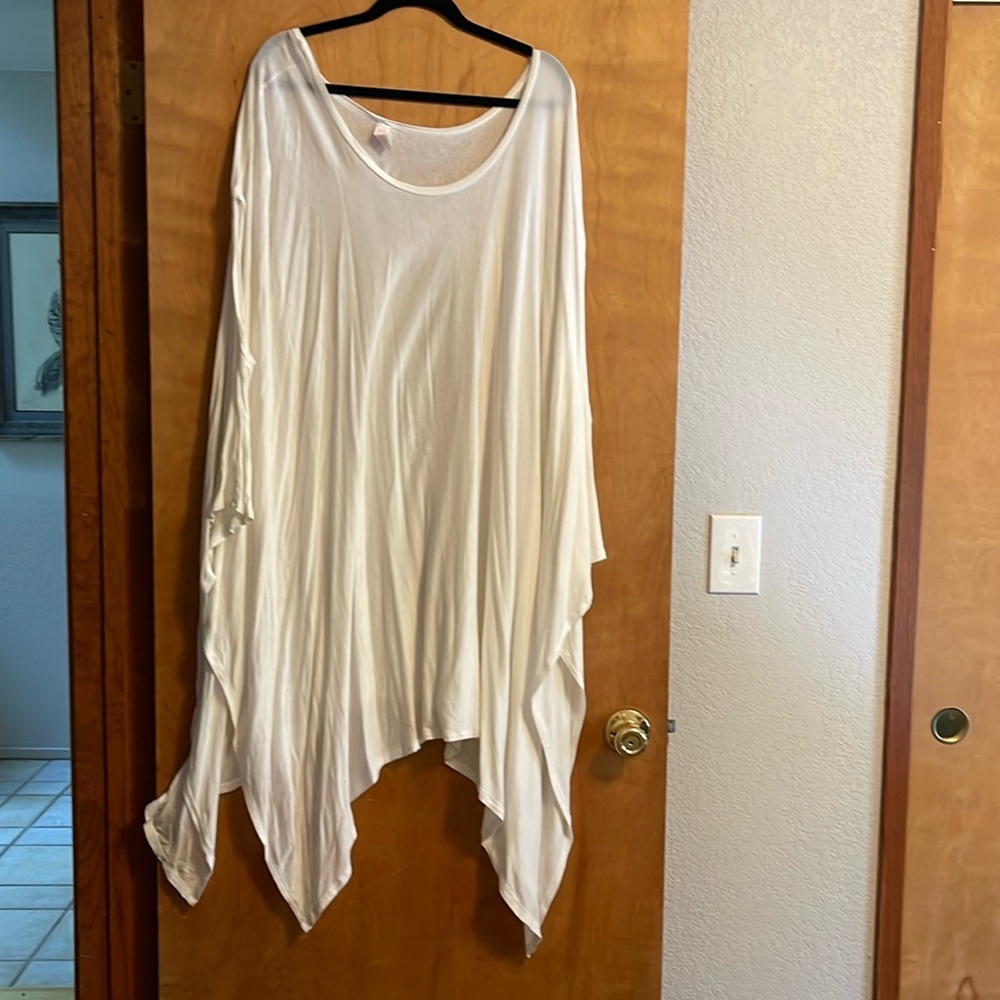 White long poncho